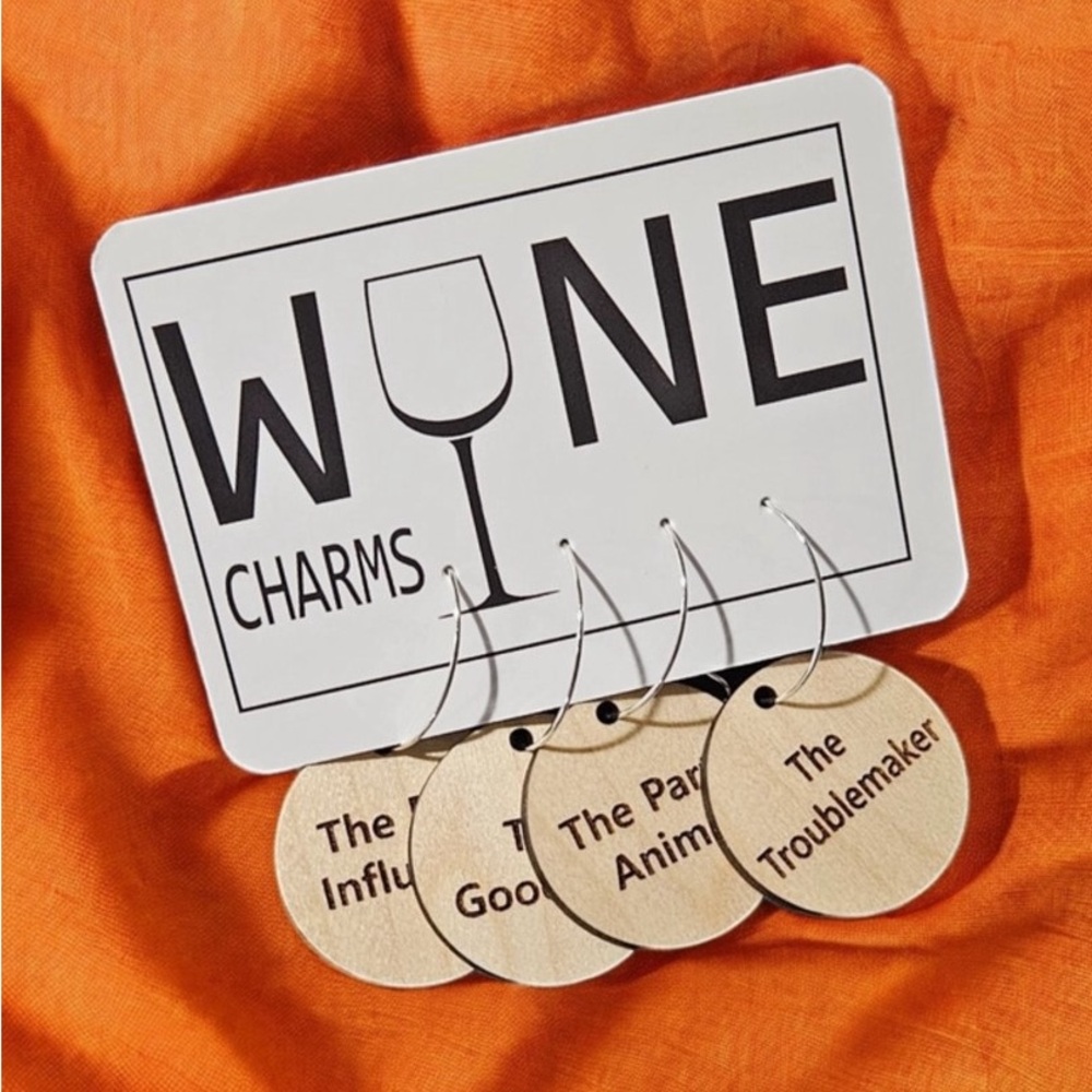 Party Animal Wine Charms: Maple